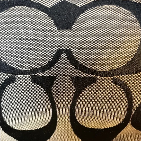 💙 Coach Signature Black and Tan Shoulder Bag - Picture 3 of 13